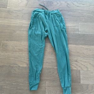 Alphalete joggers